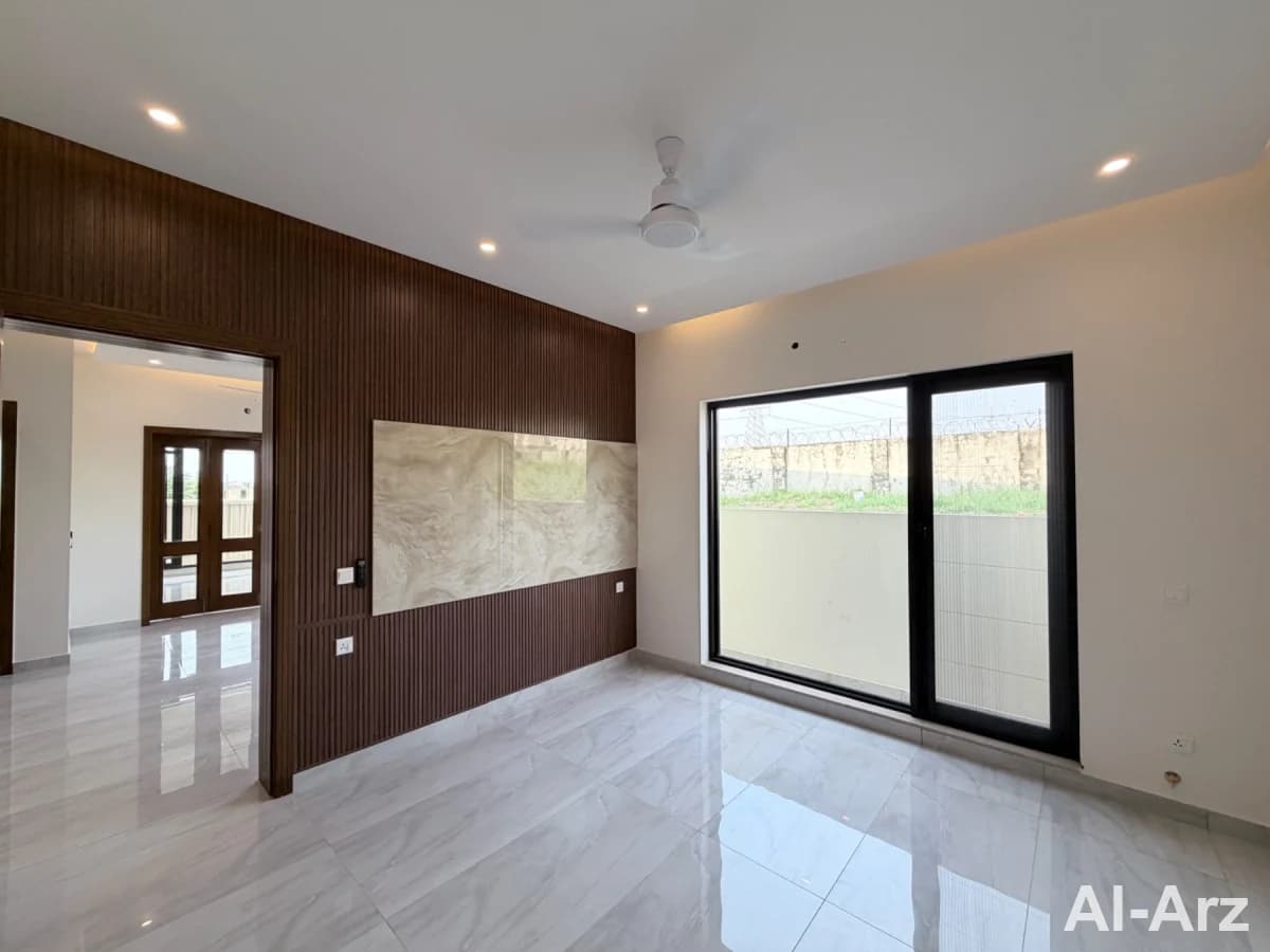 10 marla brand new house for sale on investor price — image 5