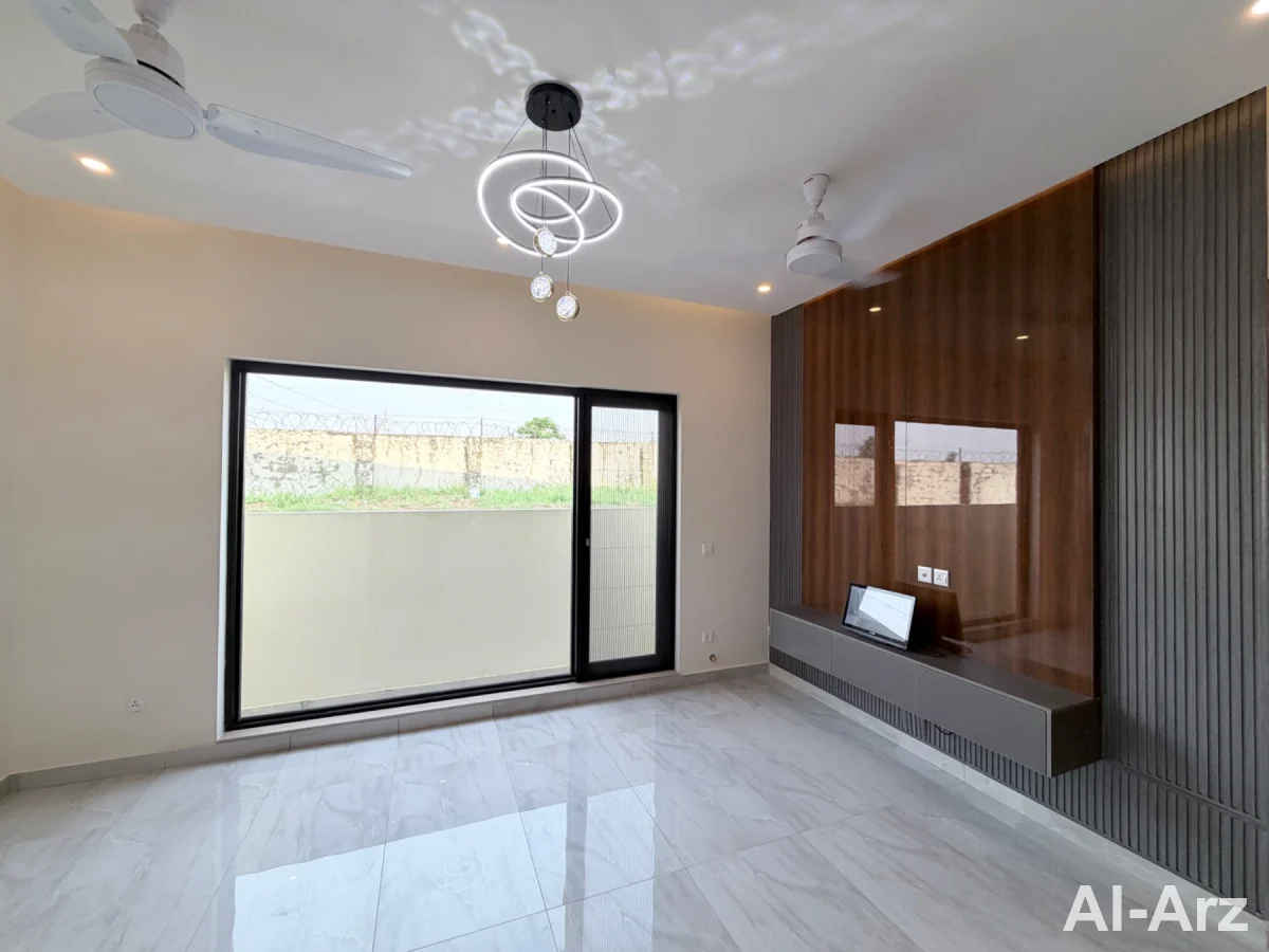 10 marla brand new house for sale on investor price — image 10