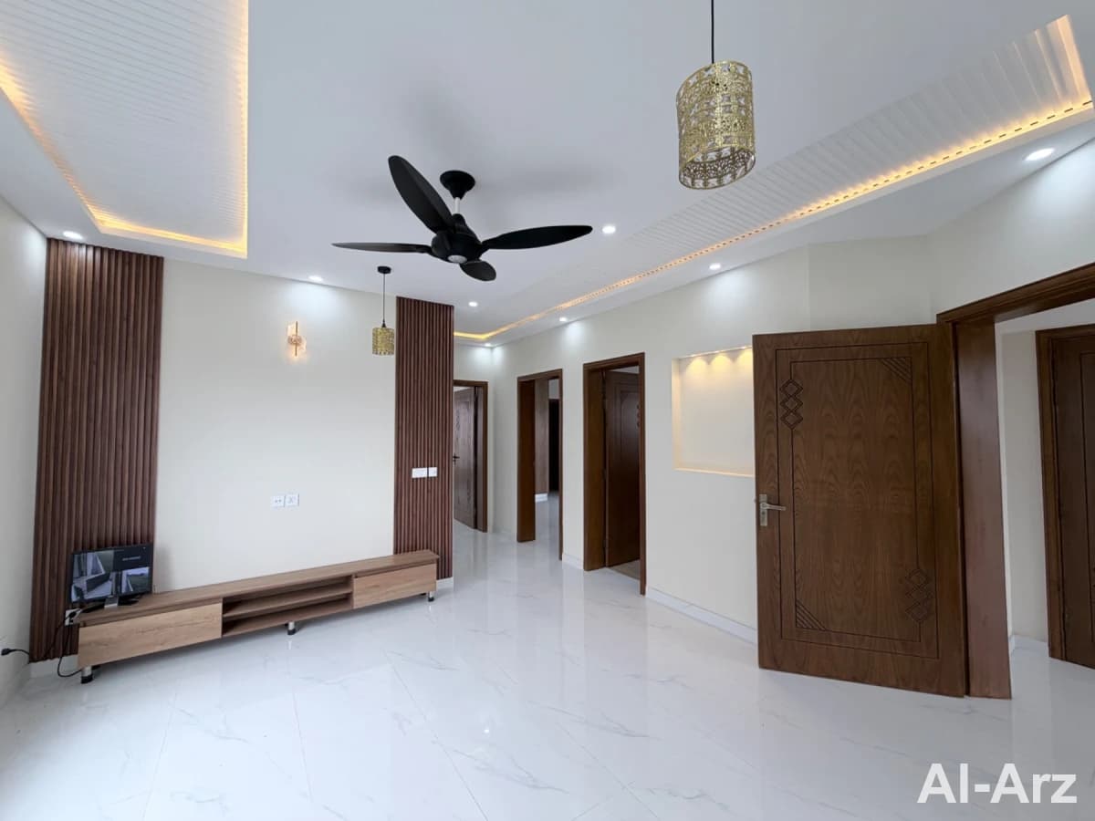 13 marla house for sale in dha phase 3 Islamabad — image 6
