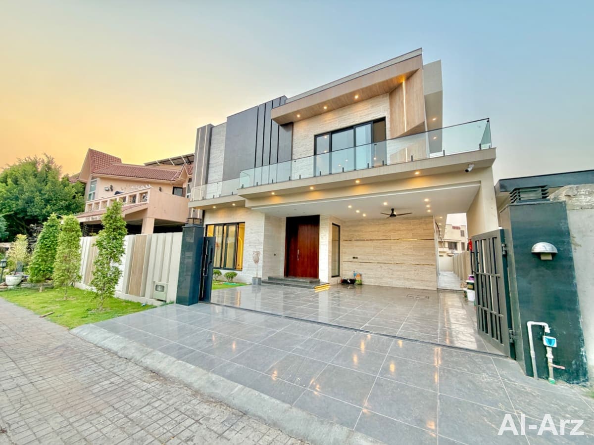 South-face 1 kanal house for sale — image 1