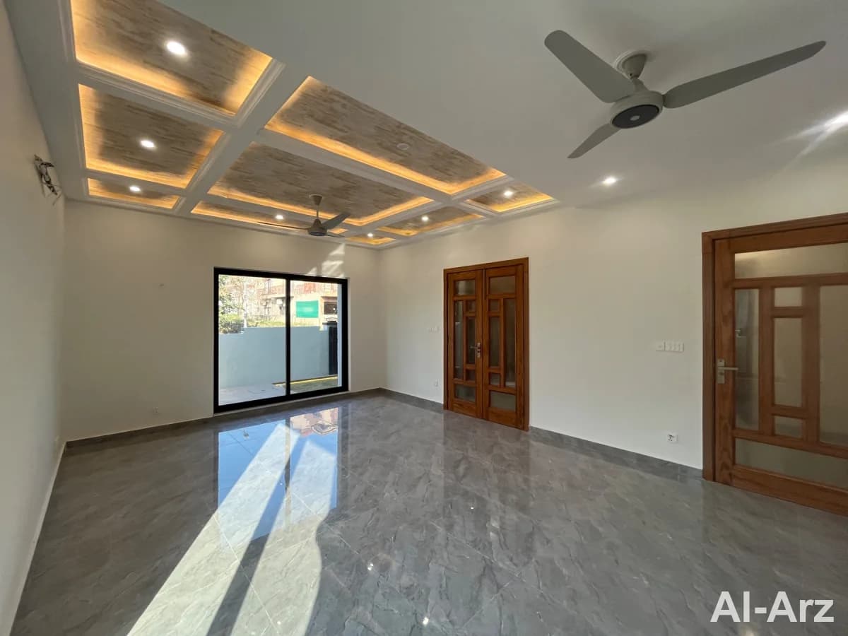 Corner double unit house for sale in dha phase 2 β image 2