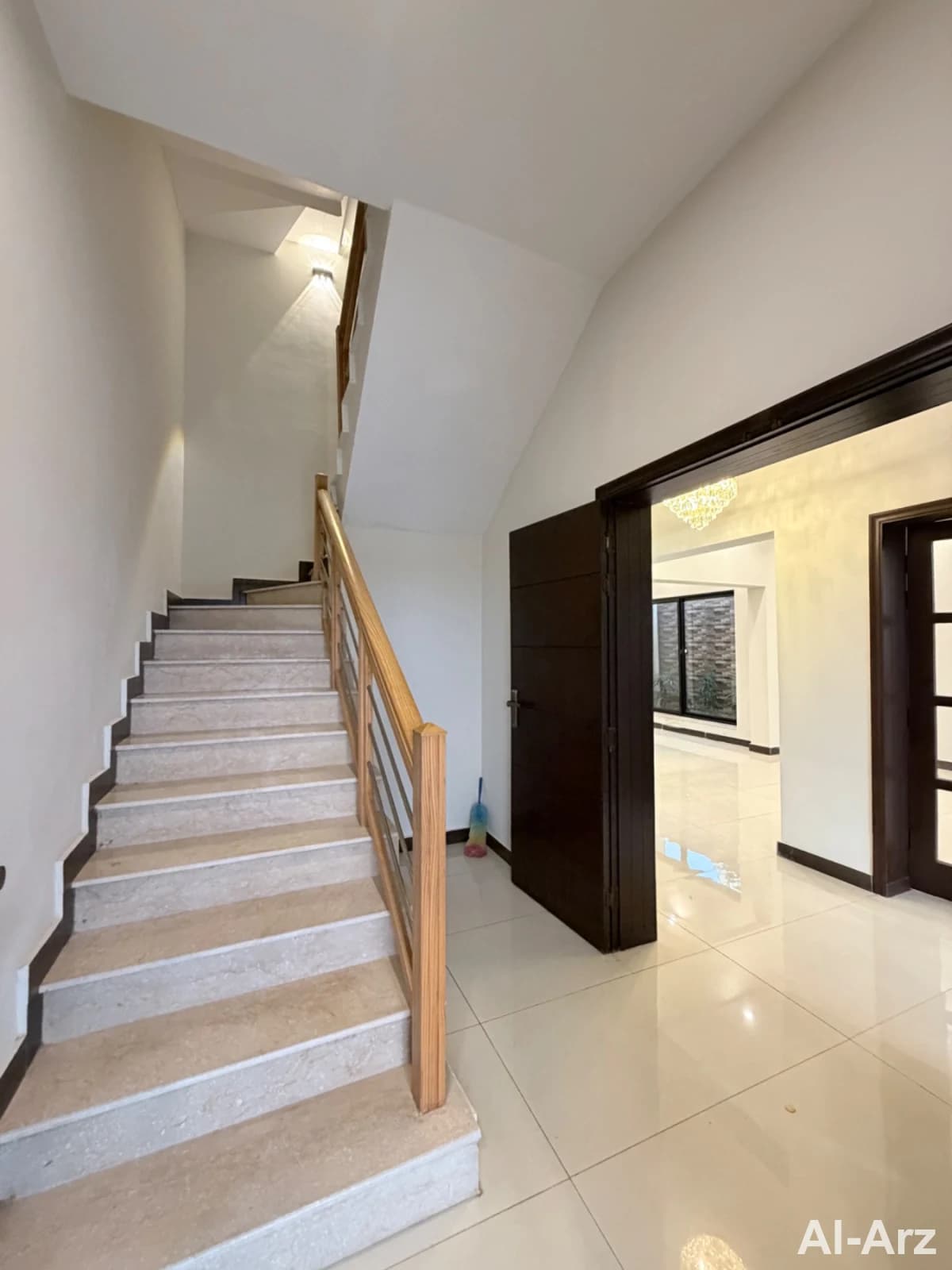 10 marla solid house for sale in Dha emaar — image 2